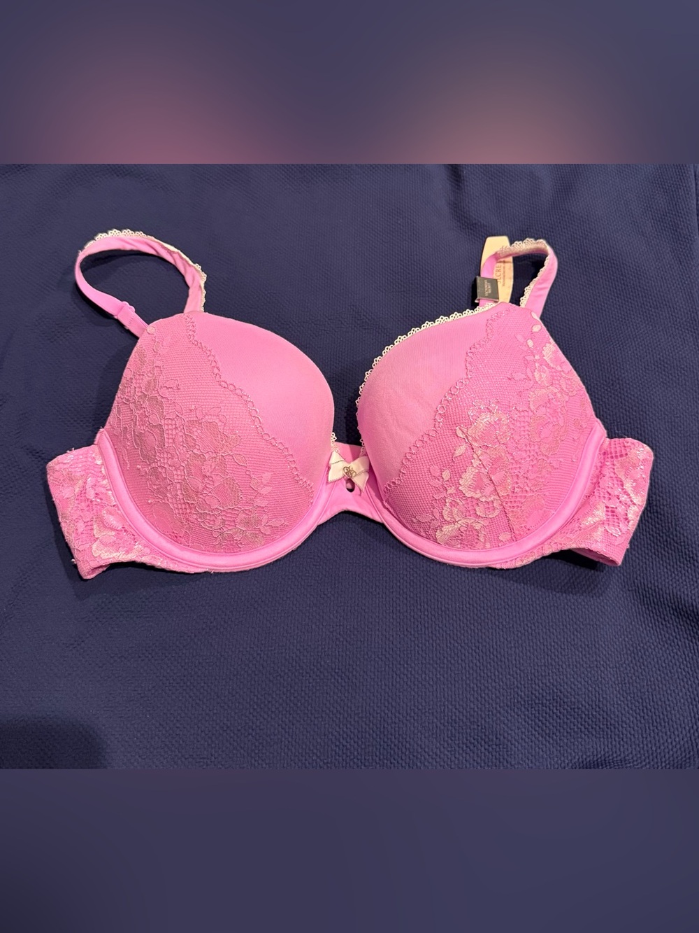 Victoria's Secret Gorgeous Pink Push-Up Bra
